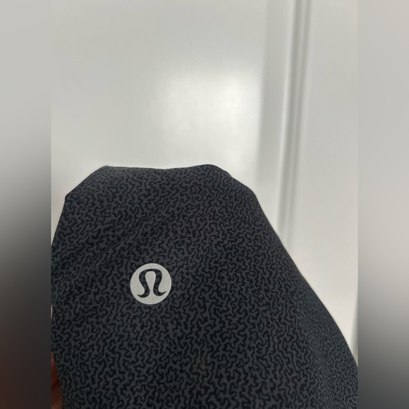 Lululemon Men's Black Casual Athletic Lightweight Shorts size large athleisure - Picture 11 of 11